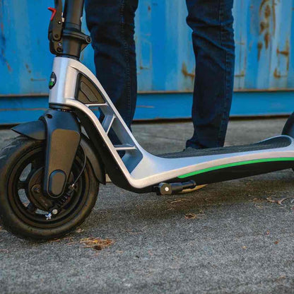 Benzina Zero V-10 foldable electric scooter